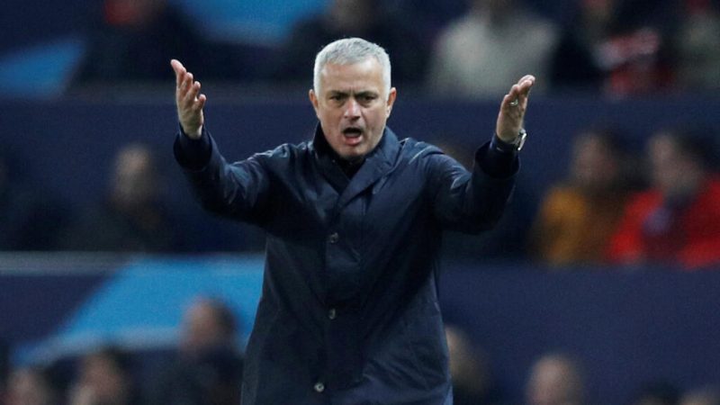 2018-12-18t101637z_35133282_rc14129015e0_rtrmadp_3_soccer-england-mun-mourinho_0-800x450 Accueil