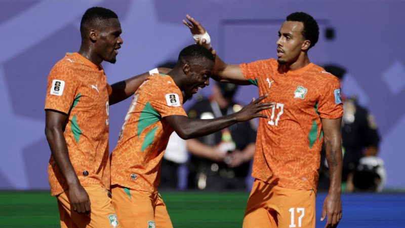 2026-06-25T212828Z-1879777033-UP1EM6P1NNFGS-RTRMADP-3-SOCCER-WORLDCUP-CUW-CIV-800x450 Mondial 2026 : qualification historique pour la Côte d'Ivoire, l'Équateur crée la sensation