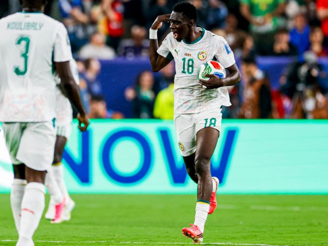 Ismaila-Sarr-celebrant-son-deuxieme-but-contre-la-Norvege-2308396-667x500 Coupe du monde 2026 : le Sénégal dos au mur après sa défaite contre la Norvège