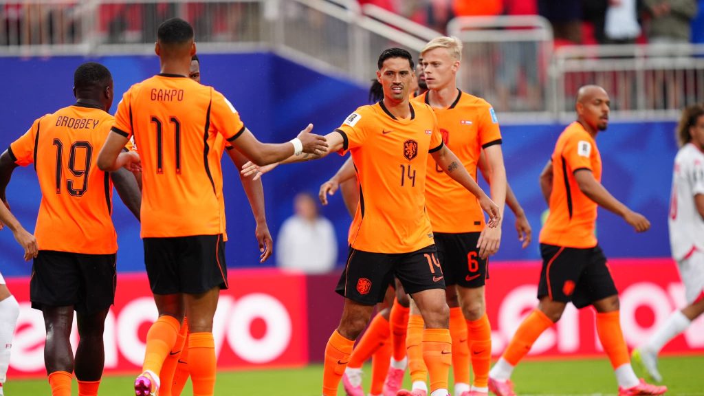 Mondial 2026 : les Pays-Bas s’imposent, le Japon freiné par la Suède