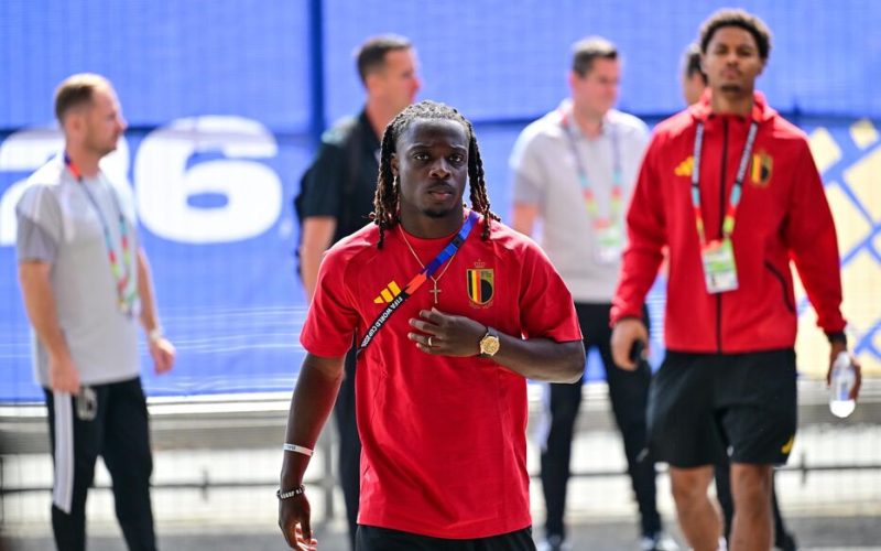 YQ5EJXIUGJBIRGSIBHFYCFRMVM-800x500 Mondial 2026 : Jérémy Doku retrouve la Belgique après la naissance de son fils