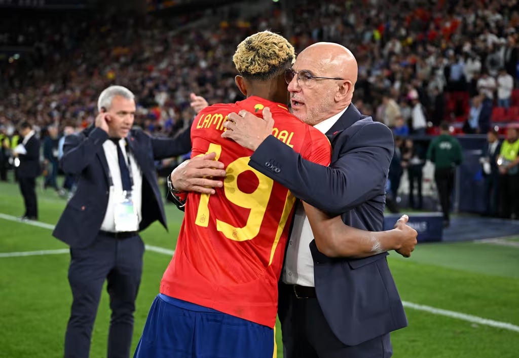 Espagne - Argentine : l'avis tranché de Luis de la Fuente sur Messi et Yamal