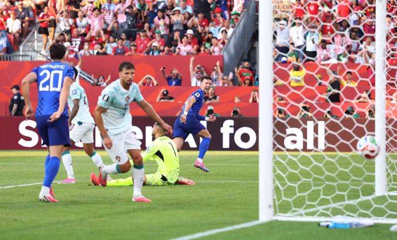 Portugal-v-Croatia-Round-of-32-FIFA-World-Cup-2026-800x484 Mondial 2026 : Cristiano Ronaldo et le Portugal renversent la Croatie et rejoignent les 8es