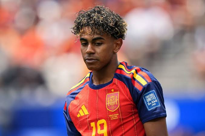 images Mondial 2026 : la leçon d'expérience de Cristiano Ronaldo à Lamine Yamal