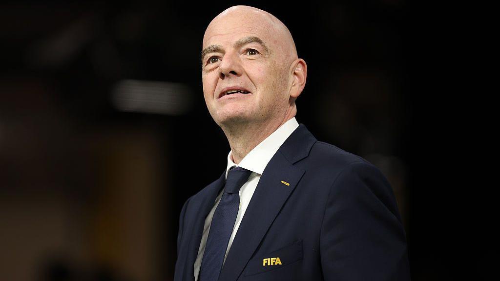 FIFA : Gianni Infantino crie au complot !