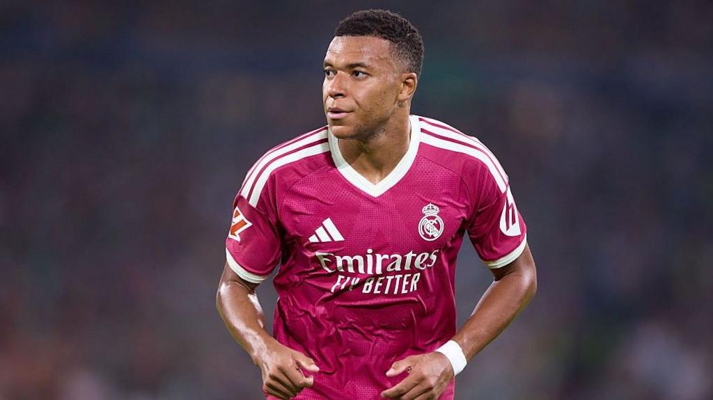 Kylian Mbappé condamné à verser de l'argent au PSG !