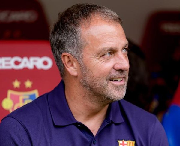 PSG vs Barça : Hansi Flick envoie son meilleur joueur au banc !