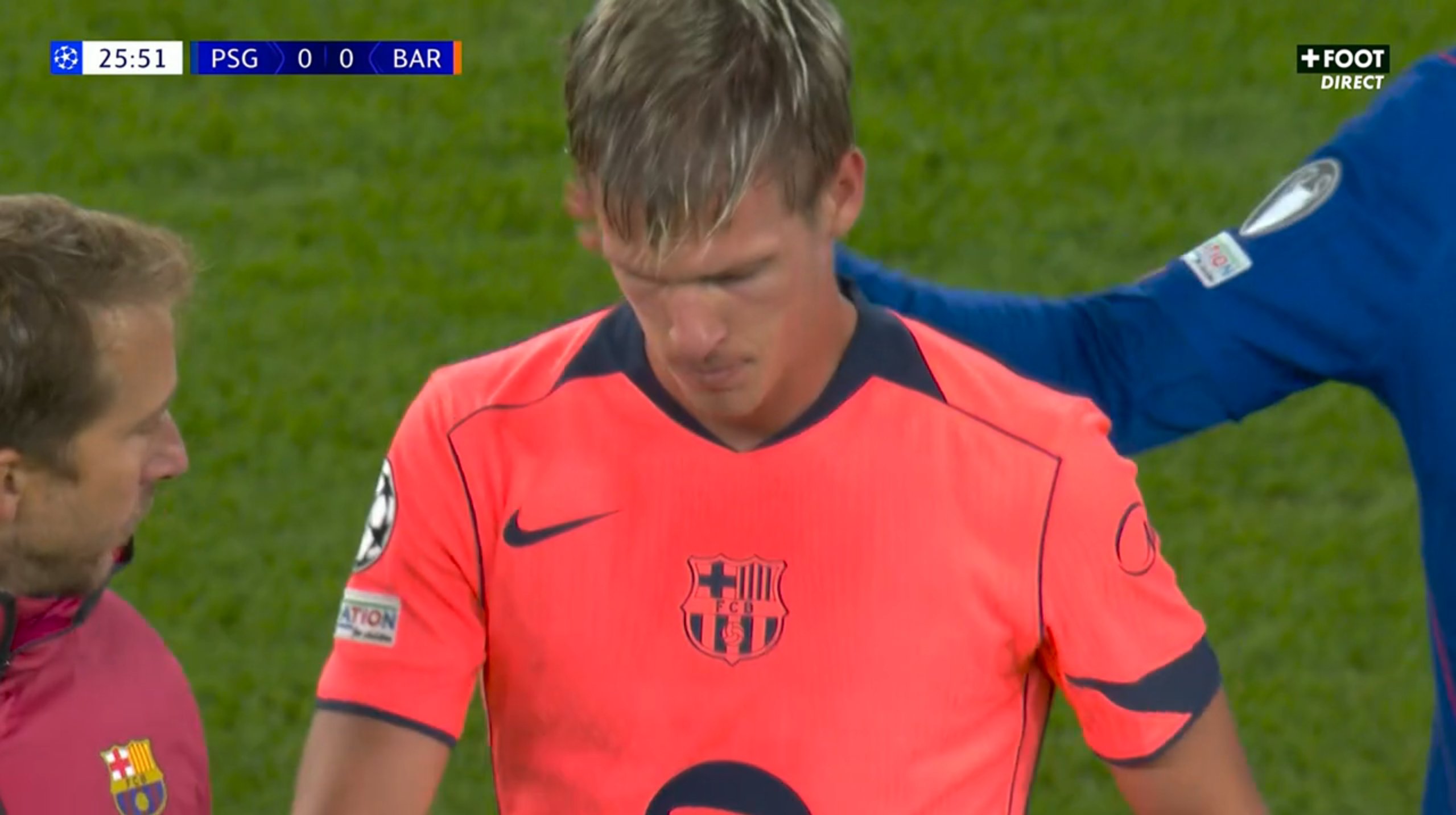 PSG vs Barça : un joueur d'Hansi Flick se blesse